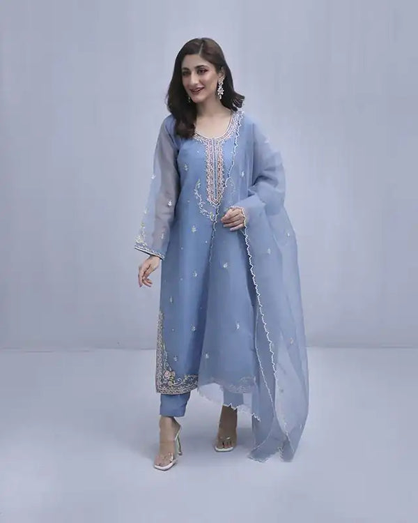 Blue Organza Embroidered Suit - 3PC | Gul-e-Zeba